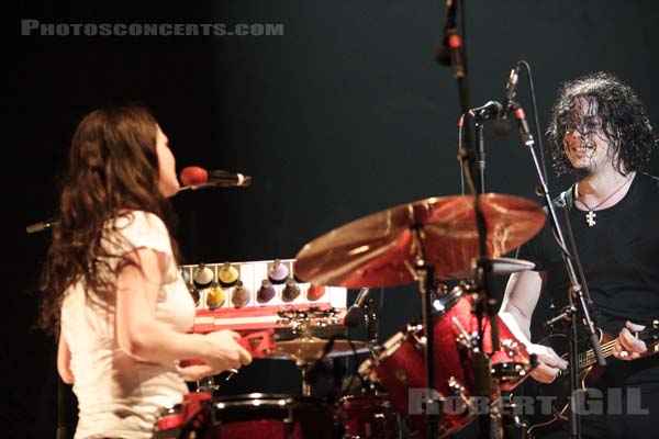 THE WHITE STRIPES - 2005-10-16 - PARIS - Zenith - 